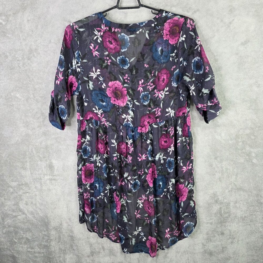 Womens Torrid Black Pink & Metallic Gold Flowy Hi Lo Top Button Up V Neck Size 2 - Picture 7 of 8